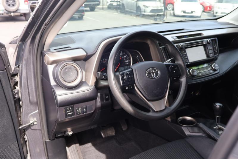 Toyota RAV4 XLE FWD 2015