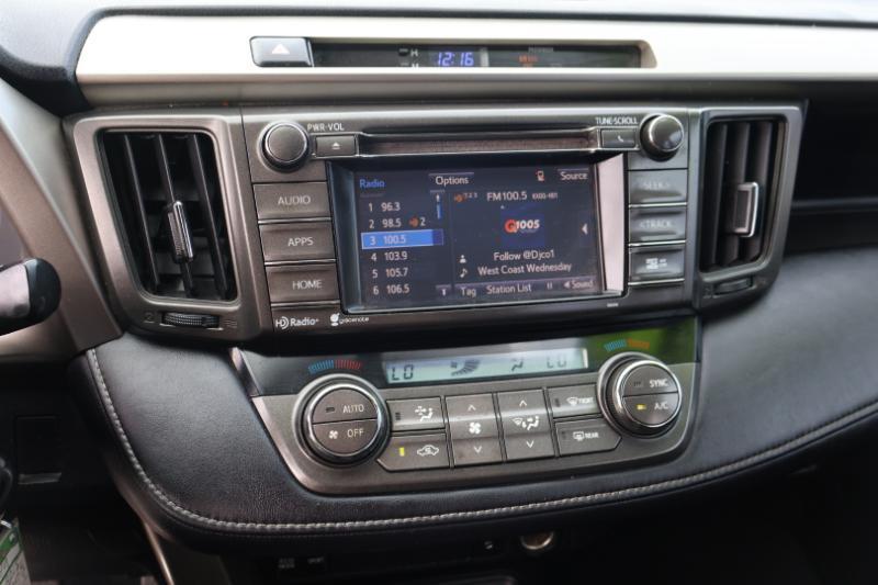 Toyota RAV4 XLE FWD 2015