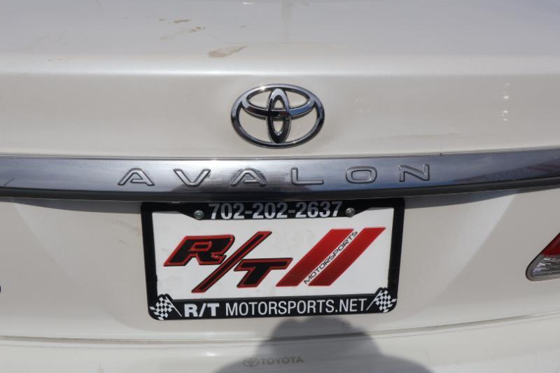 Toyota Avalon Base 2011