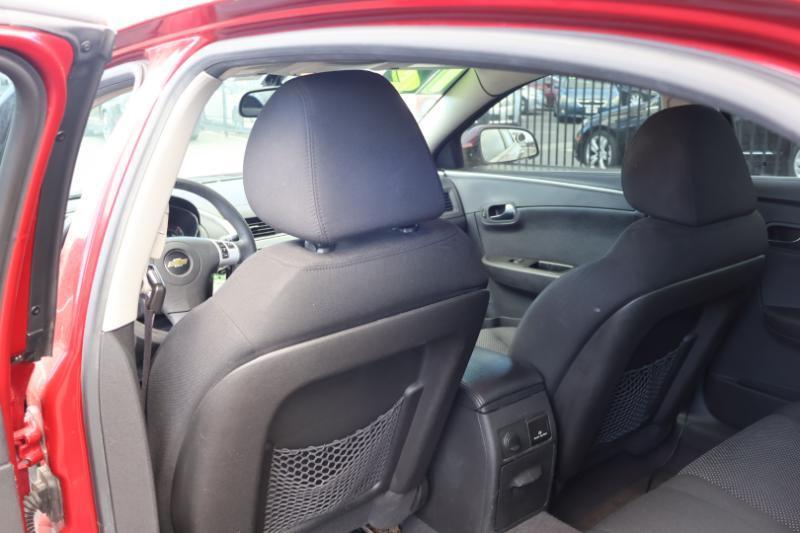 Chevrolet Malibu 1LT 2012