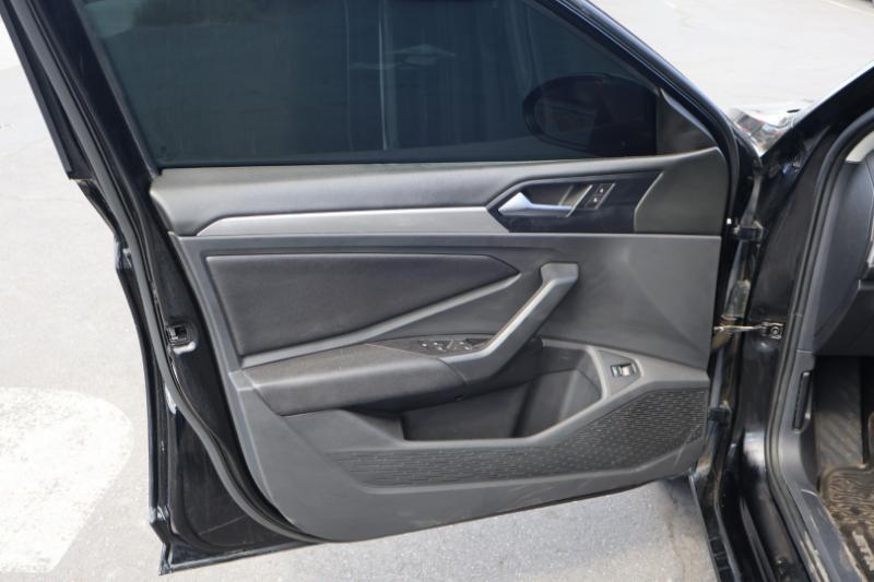 Volkswagen Jetta 1.4T S 6M 2019