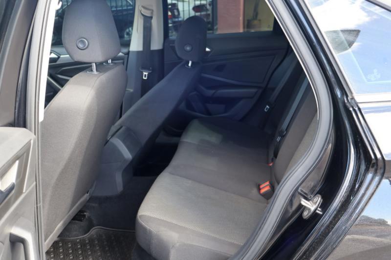 Volkswagen Jetta 1.4T S 6M 2019