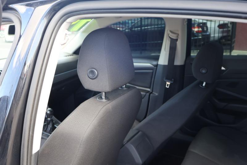 Volkswagen Jetta 1.4T S 6M 2019