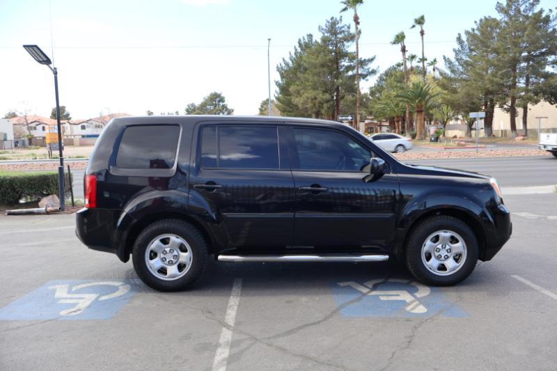 Honda Pilot LX 2WD 5-Spd AT 2012