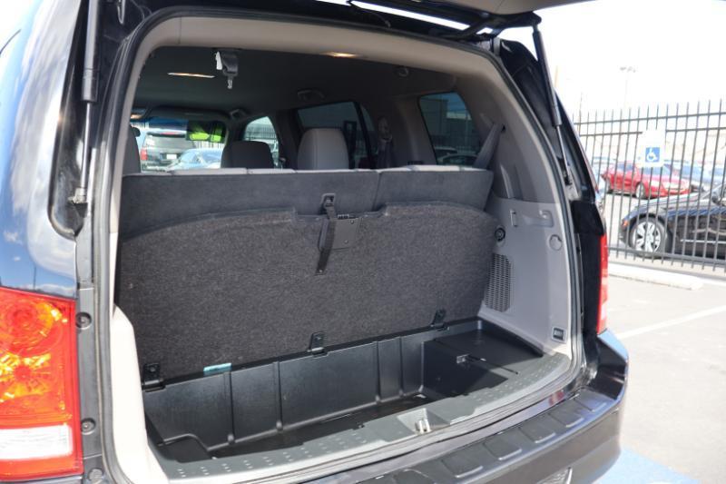 Honda Pilot LX 2WD 5-Spd AT 2012