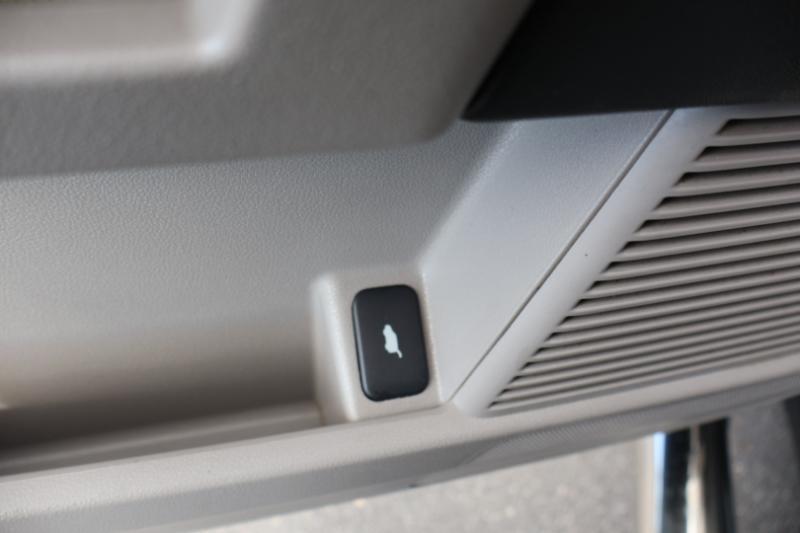 Honda Pilot LX 2WD 5-Spd AT 2012