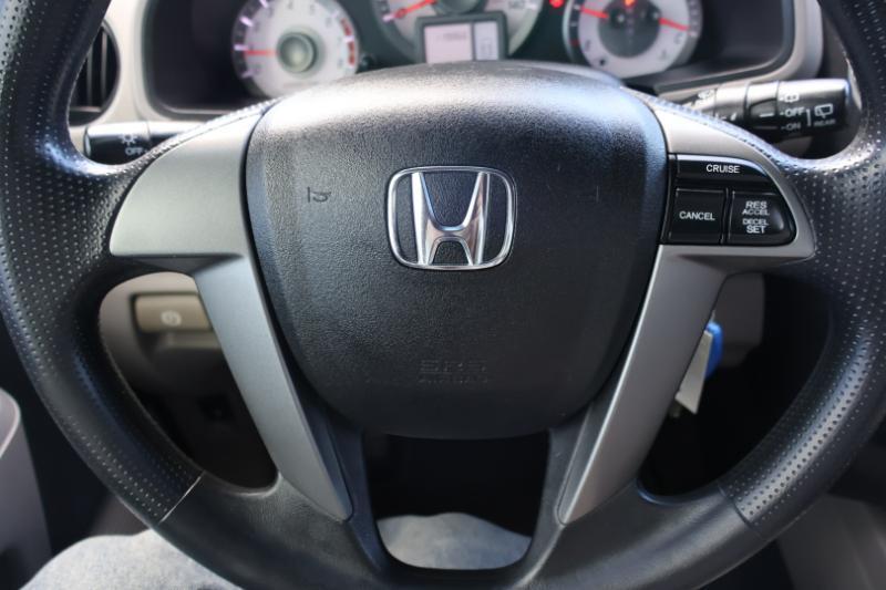 Honda Pilot LX 2WD 5-Spd AT 2012