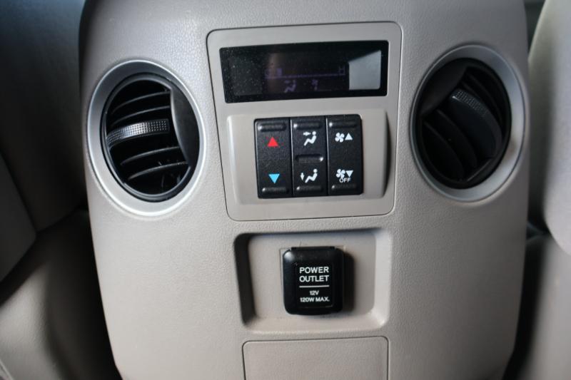 Honda Pilot LX 2WD 5-Spd AT 2012