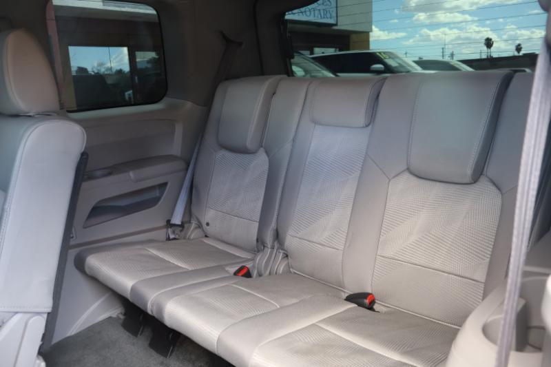 Honda Pilot LX 2WD 5-Spd AT 2012