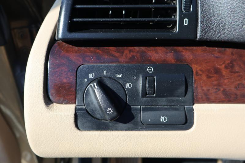 BMW 3-Series 330Ci convertible 2005