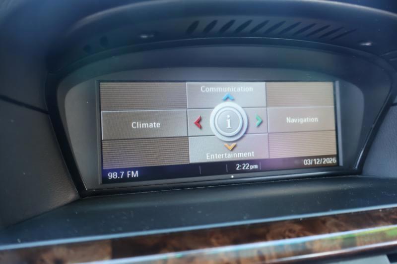 BMW 5-Series Sport Wagon 535xi 2008