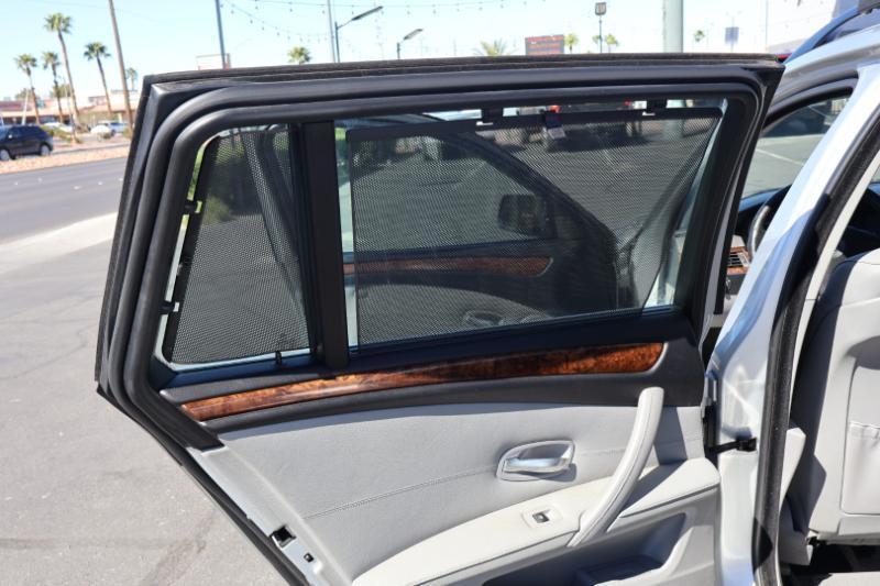 BMW 5-Series Sport Wagon 535xi 2008