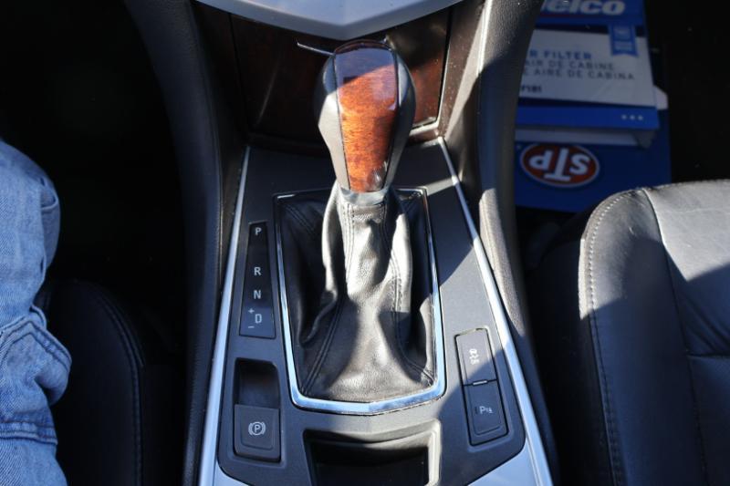 Cadillac SRX V6 2011