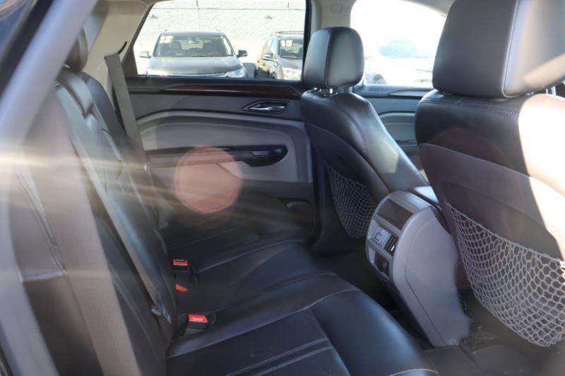 Cadillac SRX V6 2011