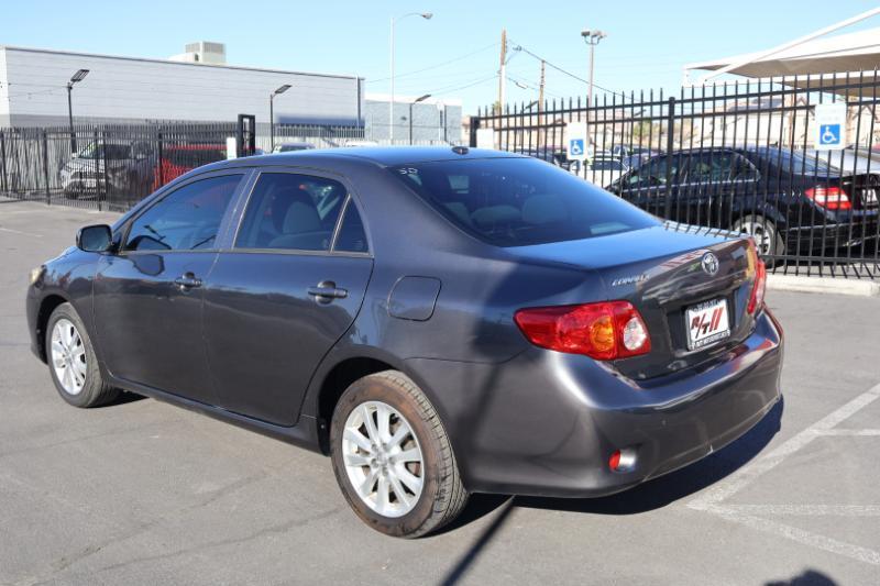 Toyota Corolla 4dr Sdn Base Auto 2009