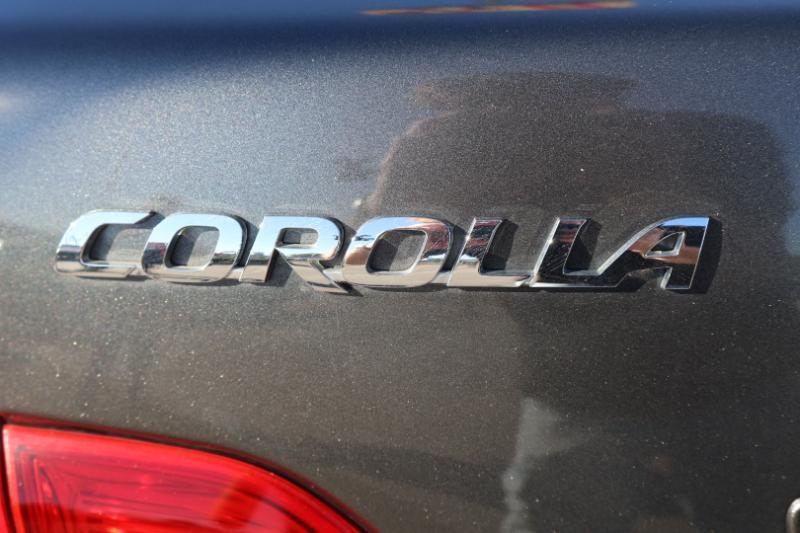 Toyota Corolla 4dr Sdn Base Auto 2009