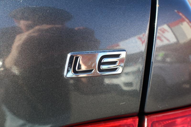 Toyota Corolla 4dr Sdn Base Auto 2009