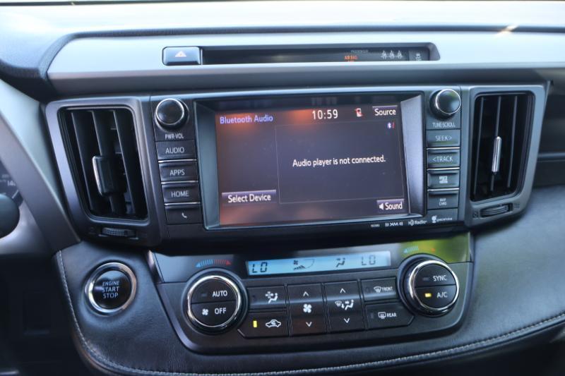 Toyota RAV4 Limited FWD 2017