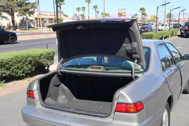 Toyota Camry CE 1997