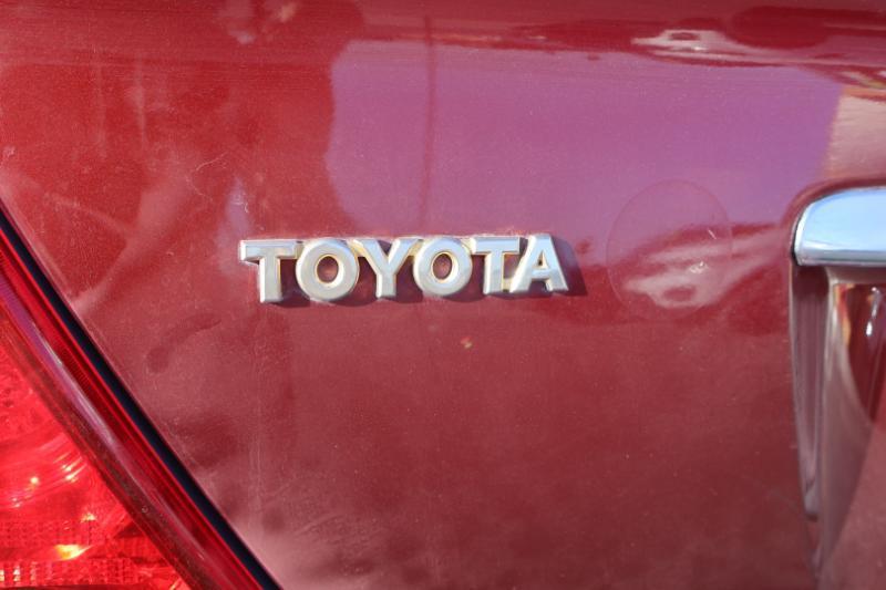 Toyota Camry LE 2005