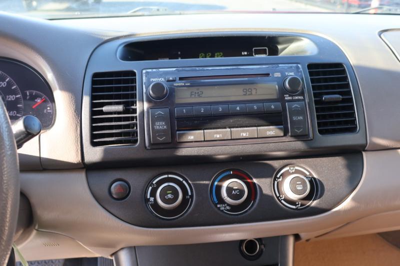 Toyota Camry LE 2005