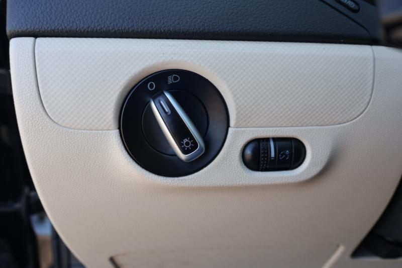 Volkswagen Jetta SE 2012