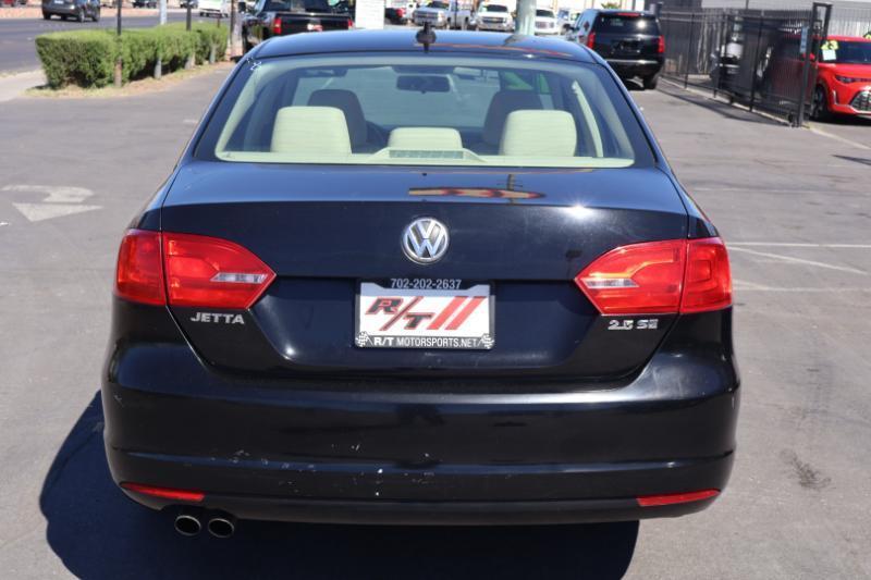 Volkswagen Jetta SE 2012