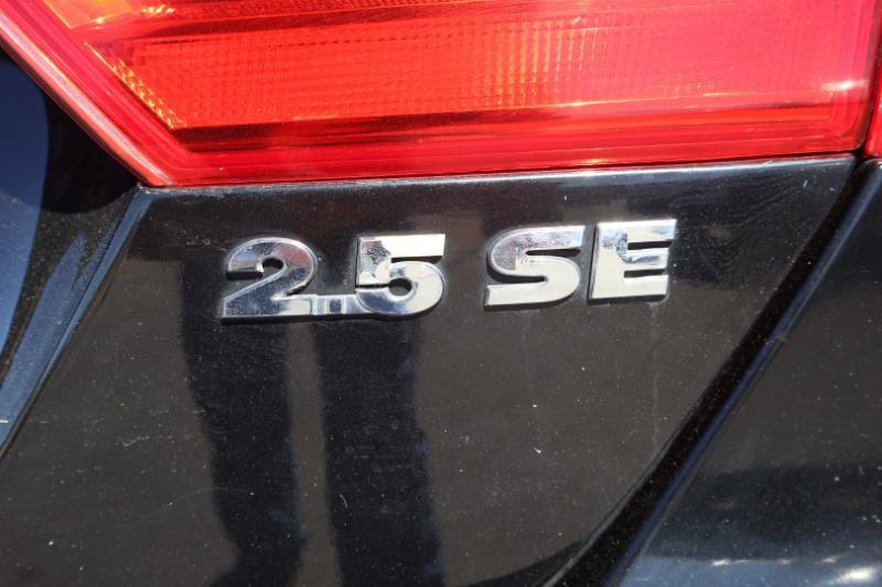 Volkswagen Jetta SE 2012