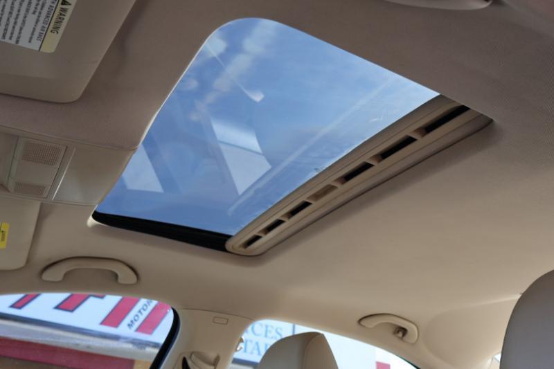 Volkswagen Jetta SE 2012