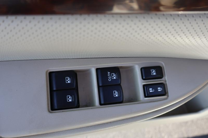 Subaru Legacy 2.5i Limited 2014