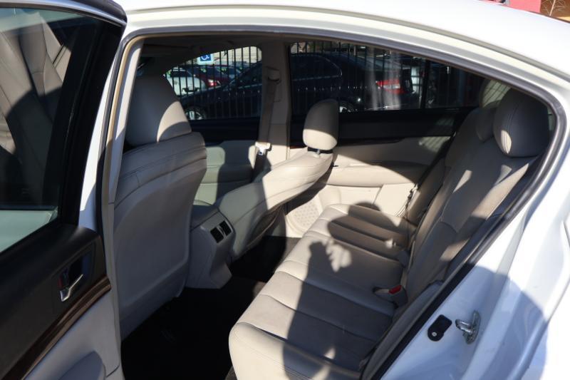 Subaru Legacy 2.5i Limited 2014