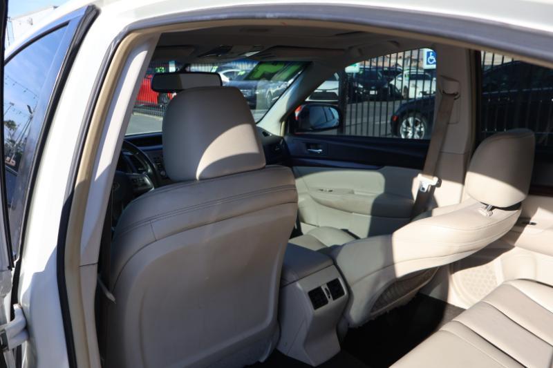 Subaru Legacy 2.5i Limited 2014