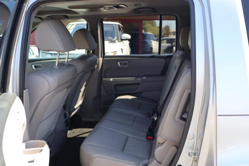 Honda Pilot EX-L 2WD 5-Spd AT with DVD 2013