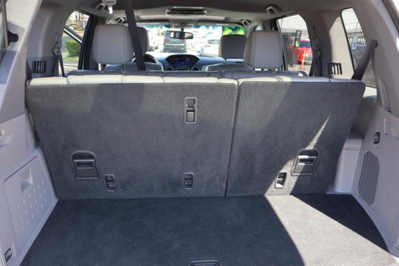 Honda Pilot EX-L 2WD 5-Spd AT with DVD 2013