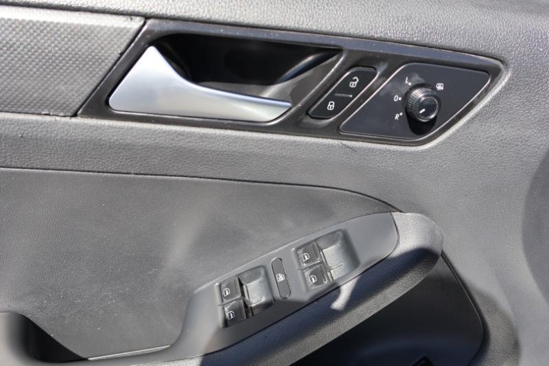 Volkswagen Jetta 1.4T S w/Technology 6A 2016