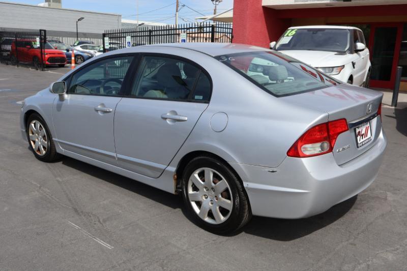 Honda Civic LX Sedan 5-Speed AT 2009