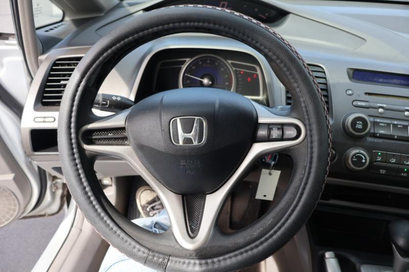 Honda Civic LX Sedan 5-Speed AT 2009