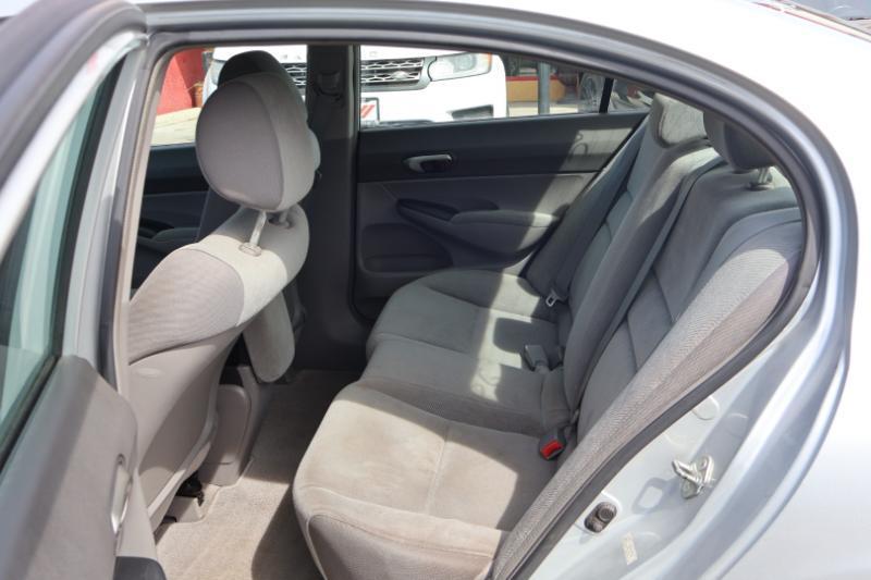 Honda Civic LX Sedan 5-Speed AT 2009