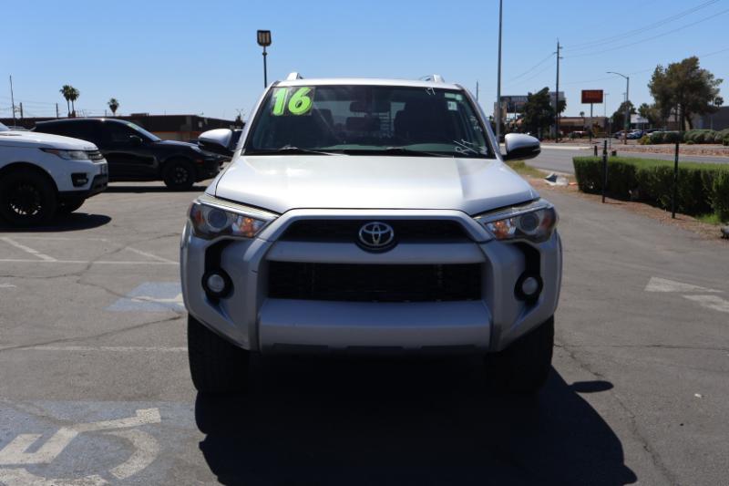 Toyota 4Runner SR5 4WD 2016