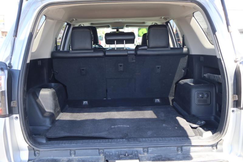 Toyota 4Runner SR5 4WD 2016