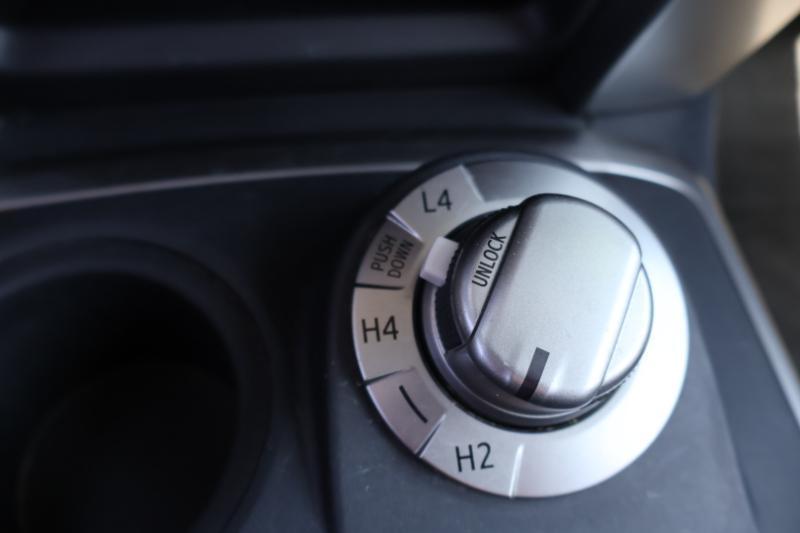 Toyota 4Runner SR5 4WD 2016