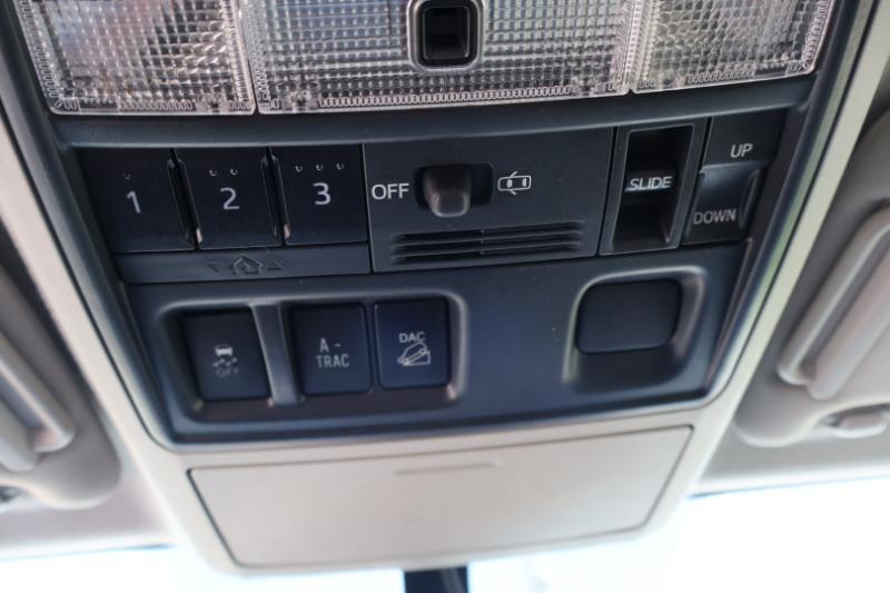 Toyota 4Runner SR5 4WD 2016