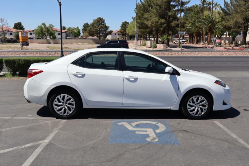 Toyota Corolla L CVT 2018