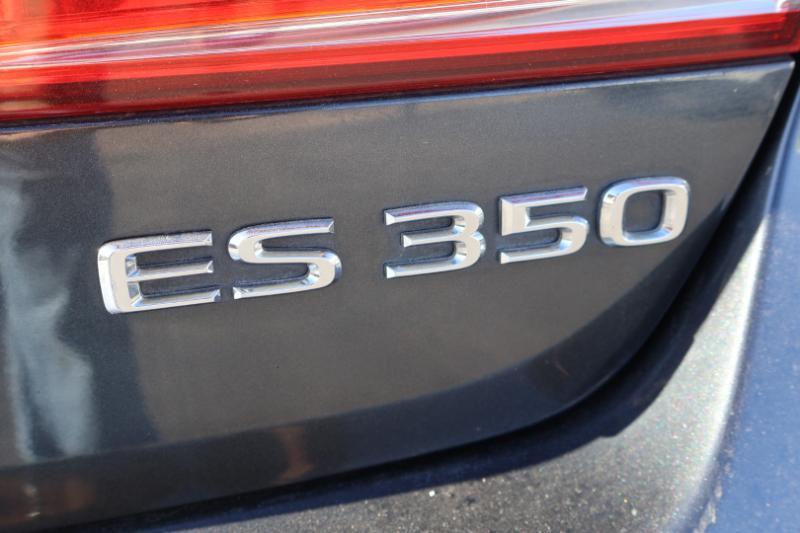 Lexus ES 350 Sedan 2010