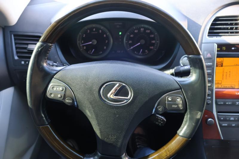 Lexus ES 350 Sedan 2010