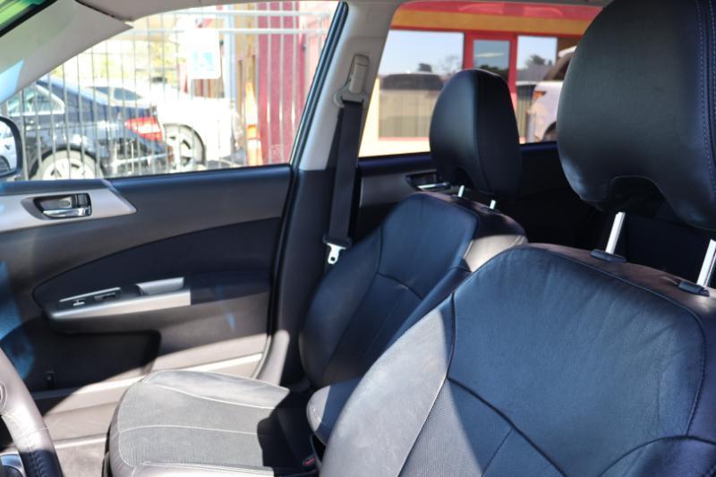 Subaru Forester 2.5X Limited 2010