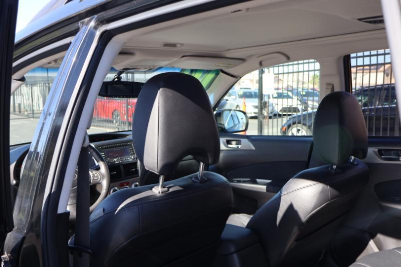 Subaru Forester 2.5X Limited 2010