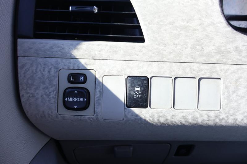 Toyota Sienna LE FWD 8-Passenger V6 2013