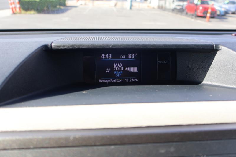 Toyota Sienna LE FWD 8-Passenger V6 2013