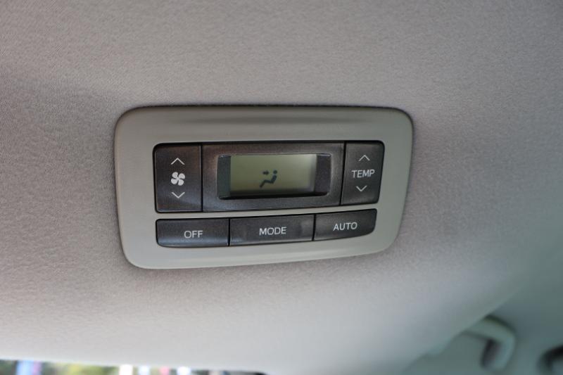 Toyota Sienna LE FWD 8-Passenger V6 2013